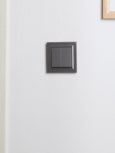 BRITE Рамка 1-местная РУ-1-БрС сталь IEK