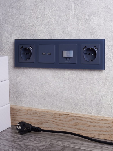 BRITE Датчик движения ДС10-1-БрМ маренго IEK