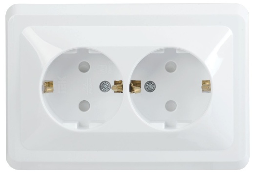 VEGA Розетка 2-местная РСш12-3-ВБ с заземляющим контактом с защитной шторкой 16А белый IEK