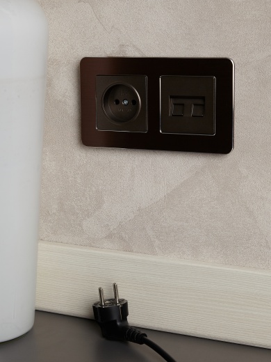 BRITE Розетка компьютерная двойная RJ45 кат.6 РК11-2-БрТБ темная бронза IEK