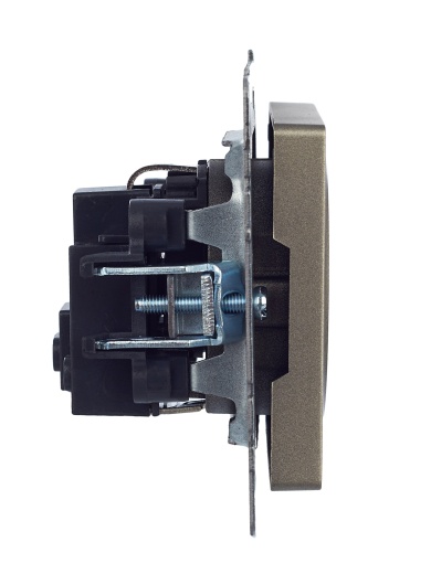 BRITE Розетка 1-местная с заземлением с защитными шторками 16А РС14-1-0-БрШ шампань IEK