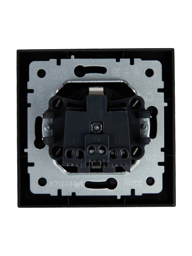 BRITE Розетка 1-местная с заземлением с защитными шторками 16А в сборе РСР14-1-0-БрЧ черный IEK