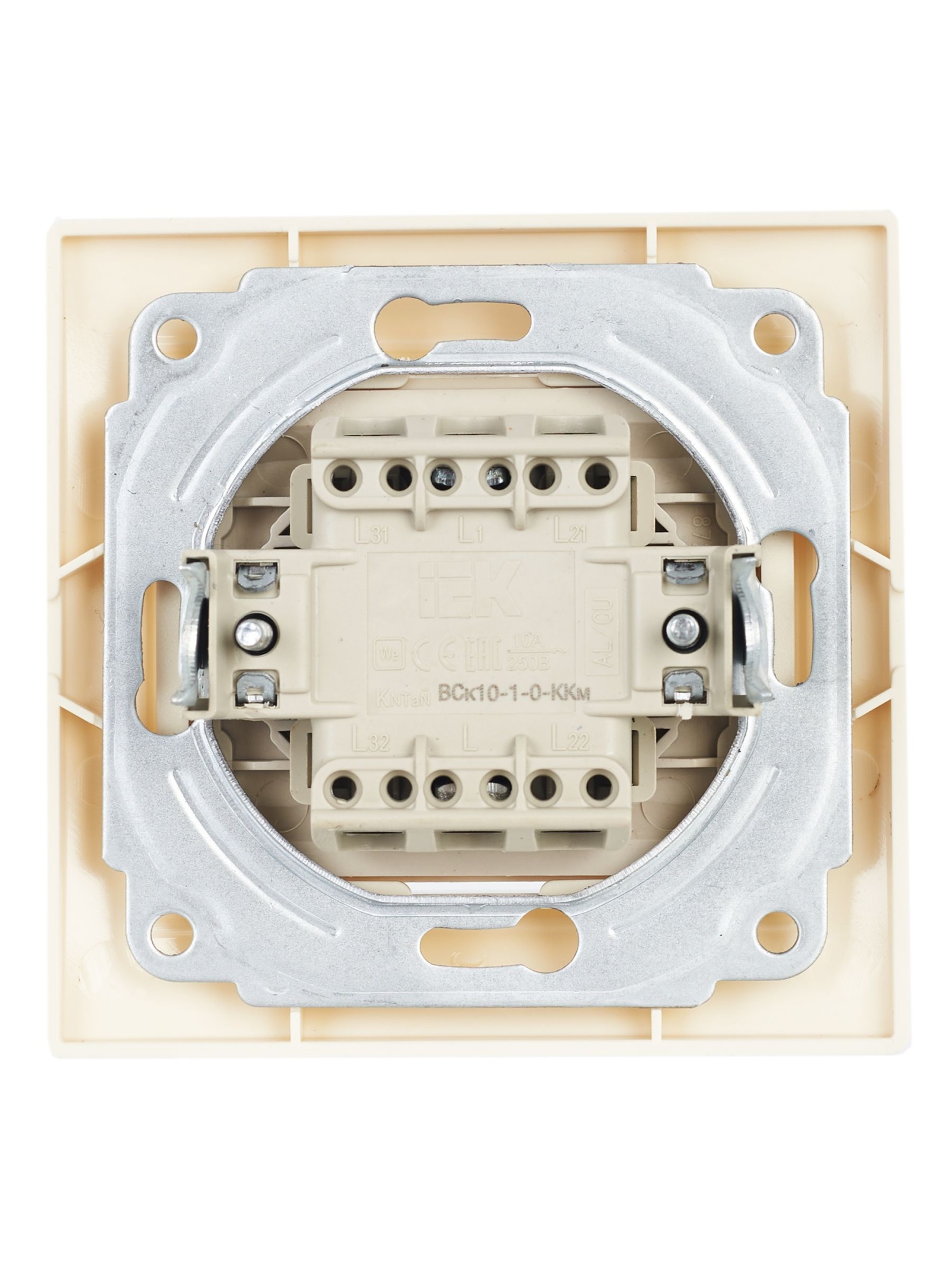 KVARTA Выключатель 1-клавишный кнопочный звонок ВСк10-1-0-ККм 10А кремовый IEK