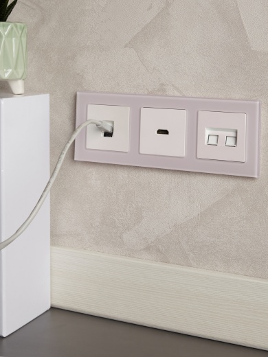 BRITE Розетка компьютерная RJ45 кат.6 РК11-БрЖ жемчуг IEK